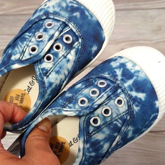 (73-2684)  🔥3/$20🔥  Cat & Jack Toddler Rory Size 4 - Picture 1 of 11